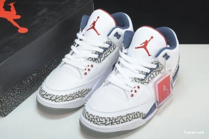 Hyperoad AIR FIRST 3 LOOK NIKE AIR TRUE BLUE JORDAN RETRO 0818